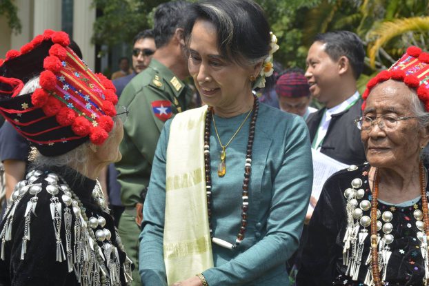 Suu Kyi visits Kachin State