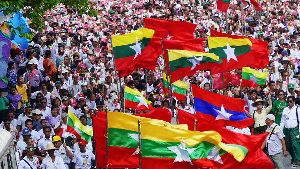 Mass rally in Yangon offers support to military