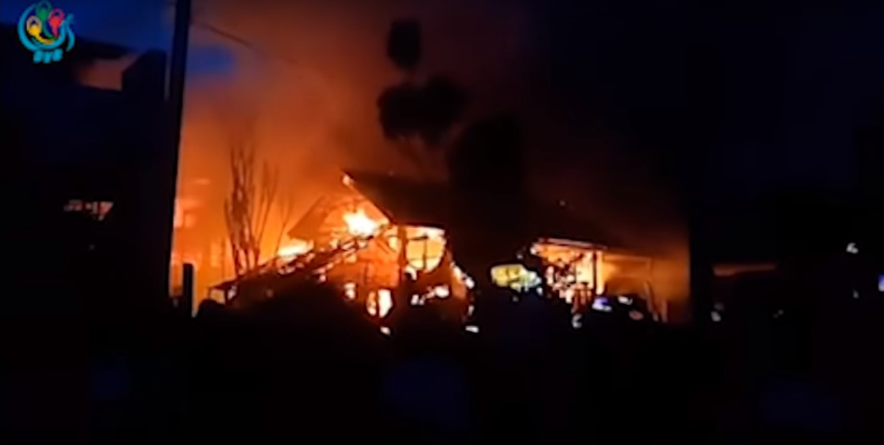 Gunpowder for balloon festival fireworks sets houses ablaze in Taunggyi