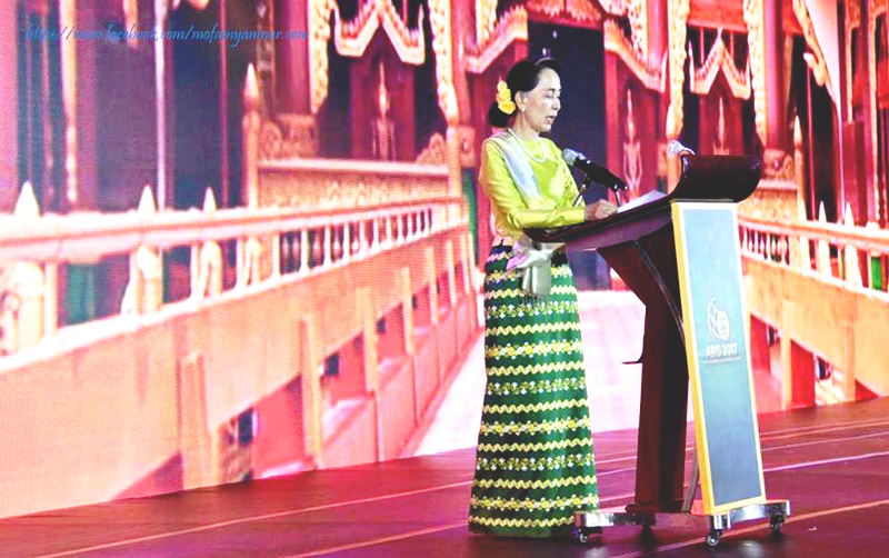 Burma’s economy accelerating, says Suu Kyi
