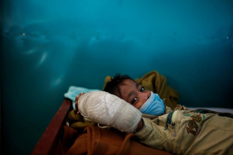 Rohingya at risk of deadly diphtheria face shortage of medics, antitoxins