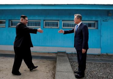 Korean leaders aim for end of war, ‘complete denuclearisation’ after historic summit